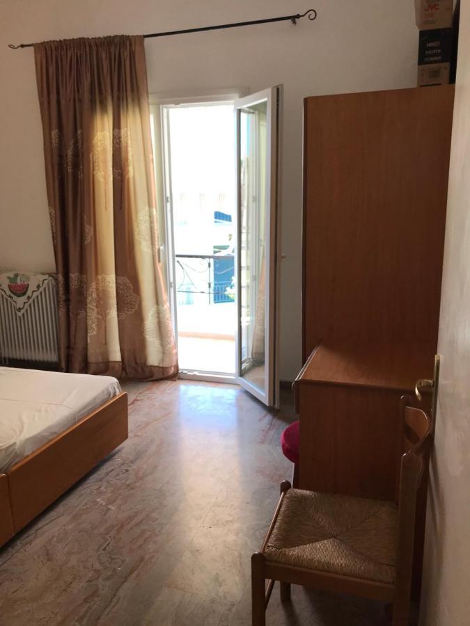 Loula'S Apartments 古维亚 外观 照片