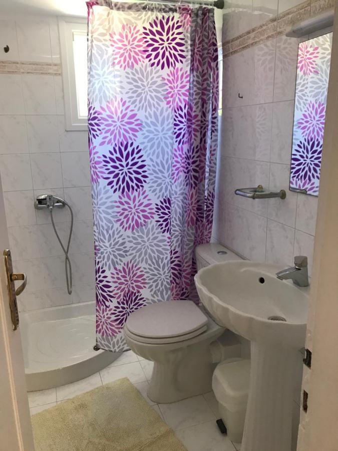 Loula'S Apartments 古维亚 外观 照片
